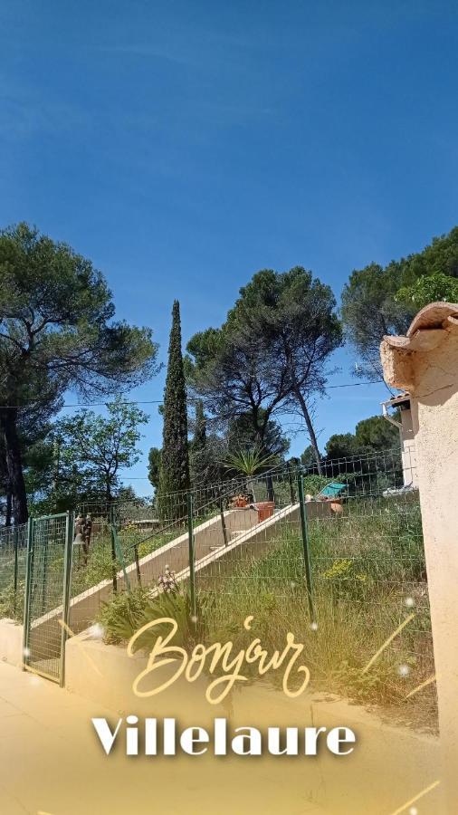 Les Cigales Bed & Breakfast Villelaure Exterior foto