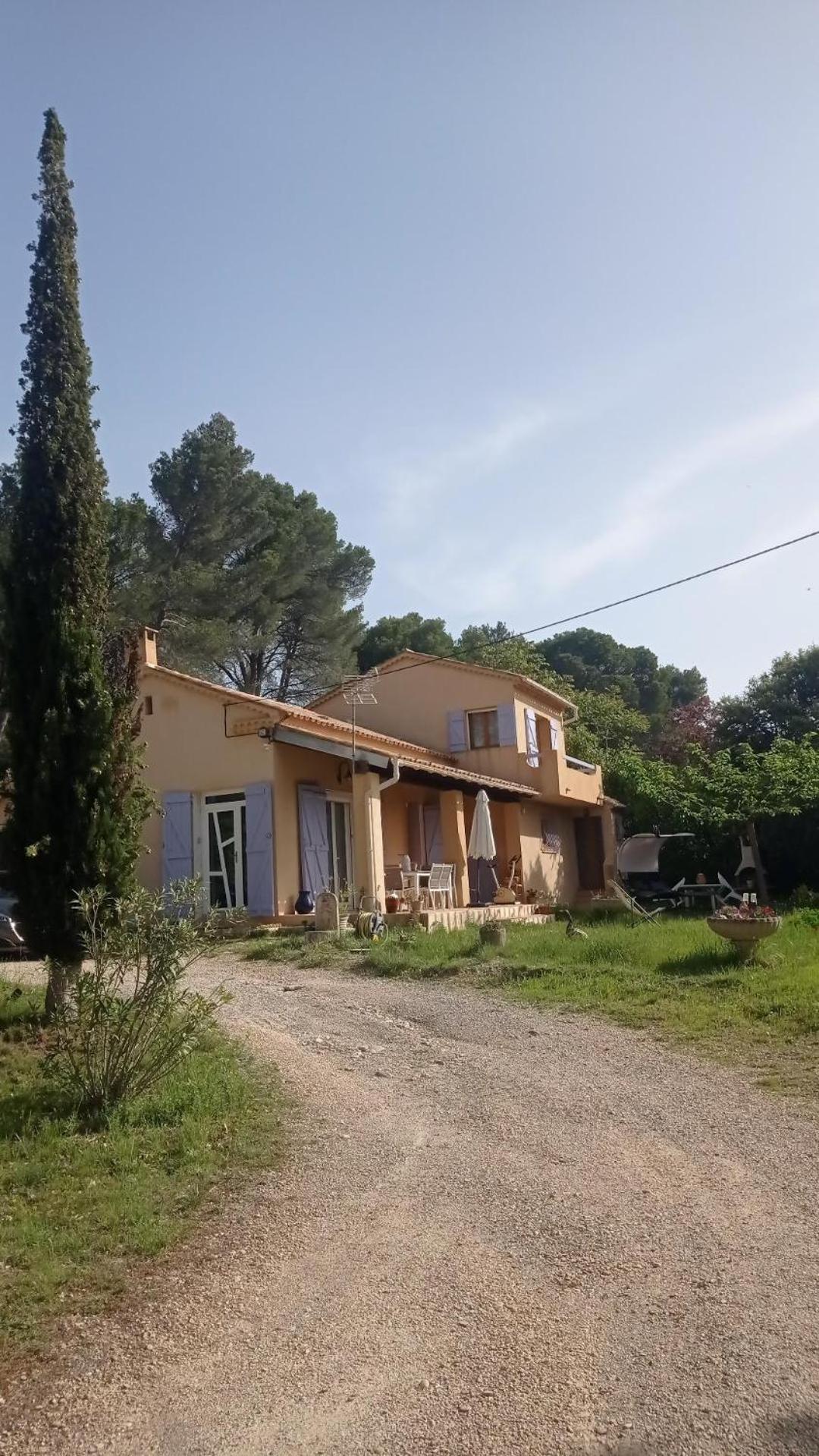 Les Cigales Bed & Breakfast Villelaure Exterior foto